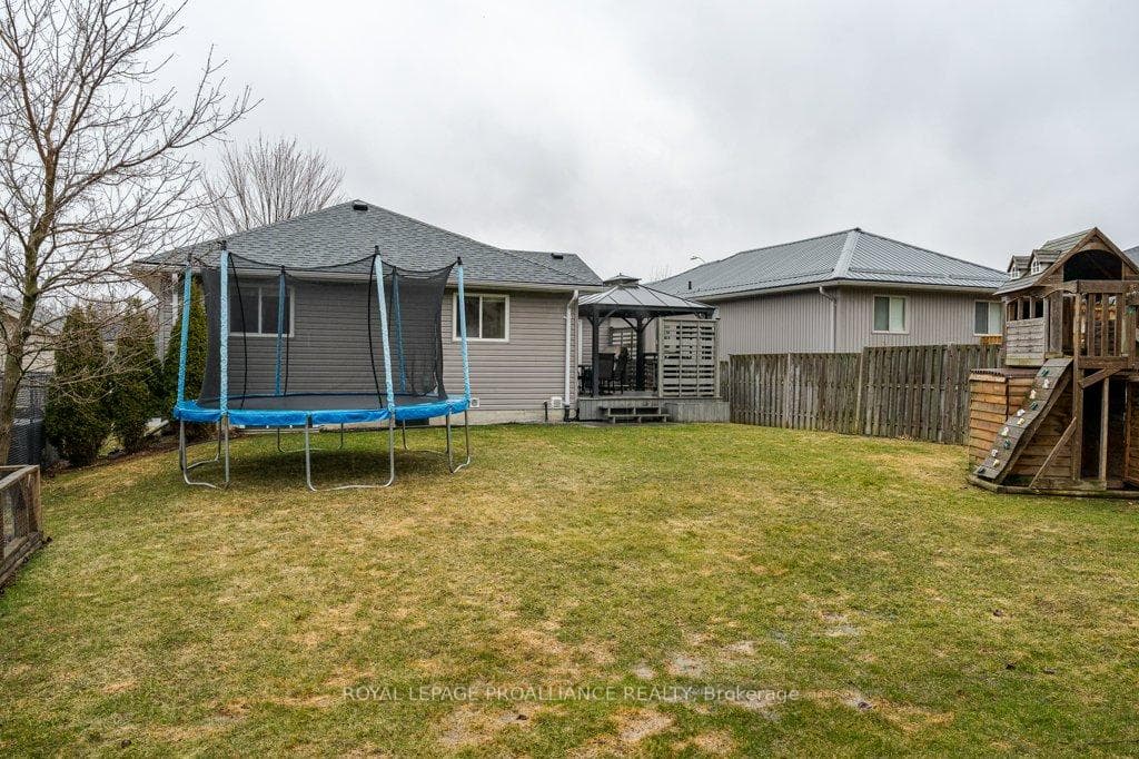 17 Kyle Court photo 39