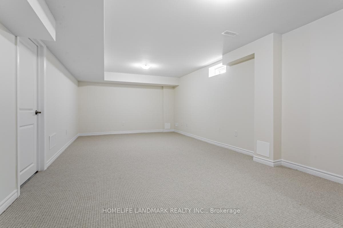 672 Grand Ridge Avenue photo 29