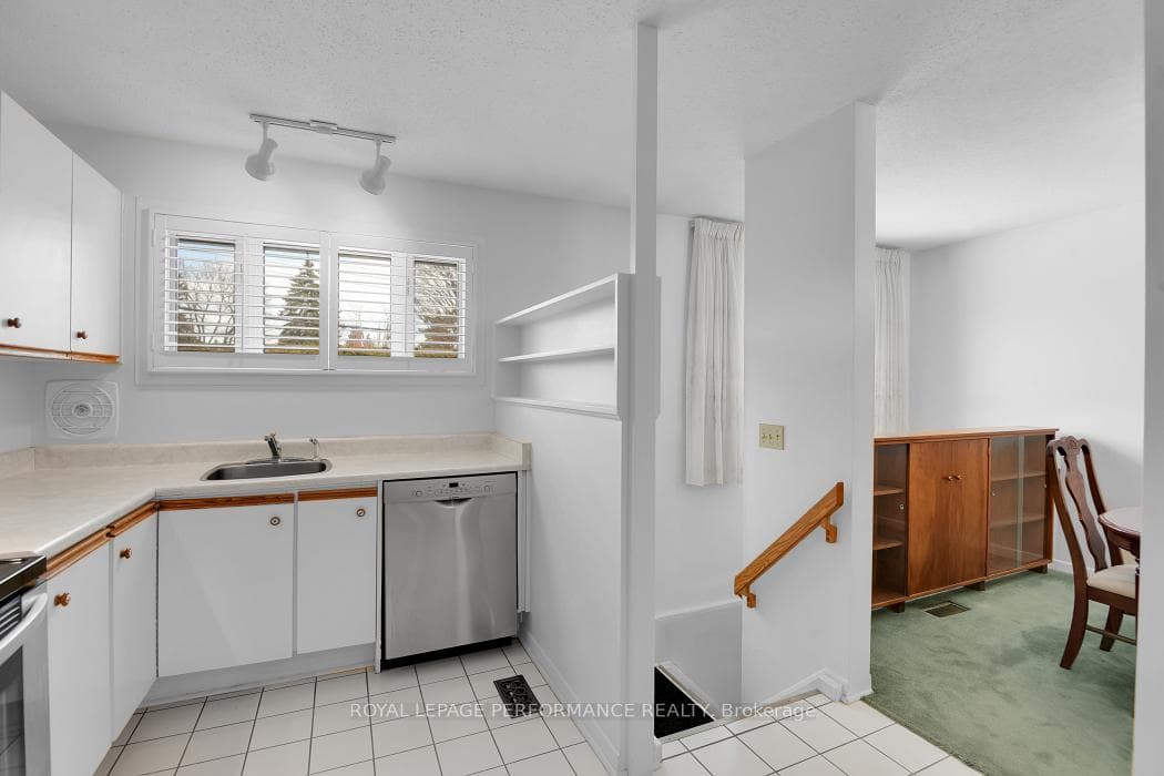9 Kilmory Crescent photo 16