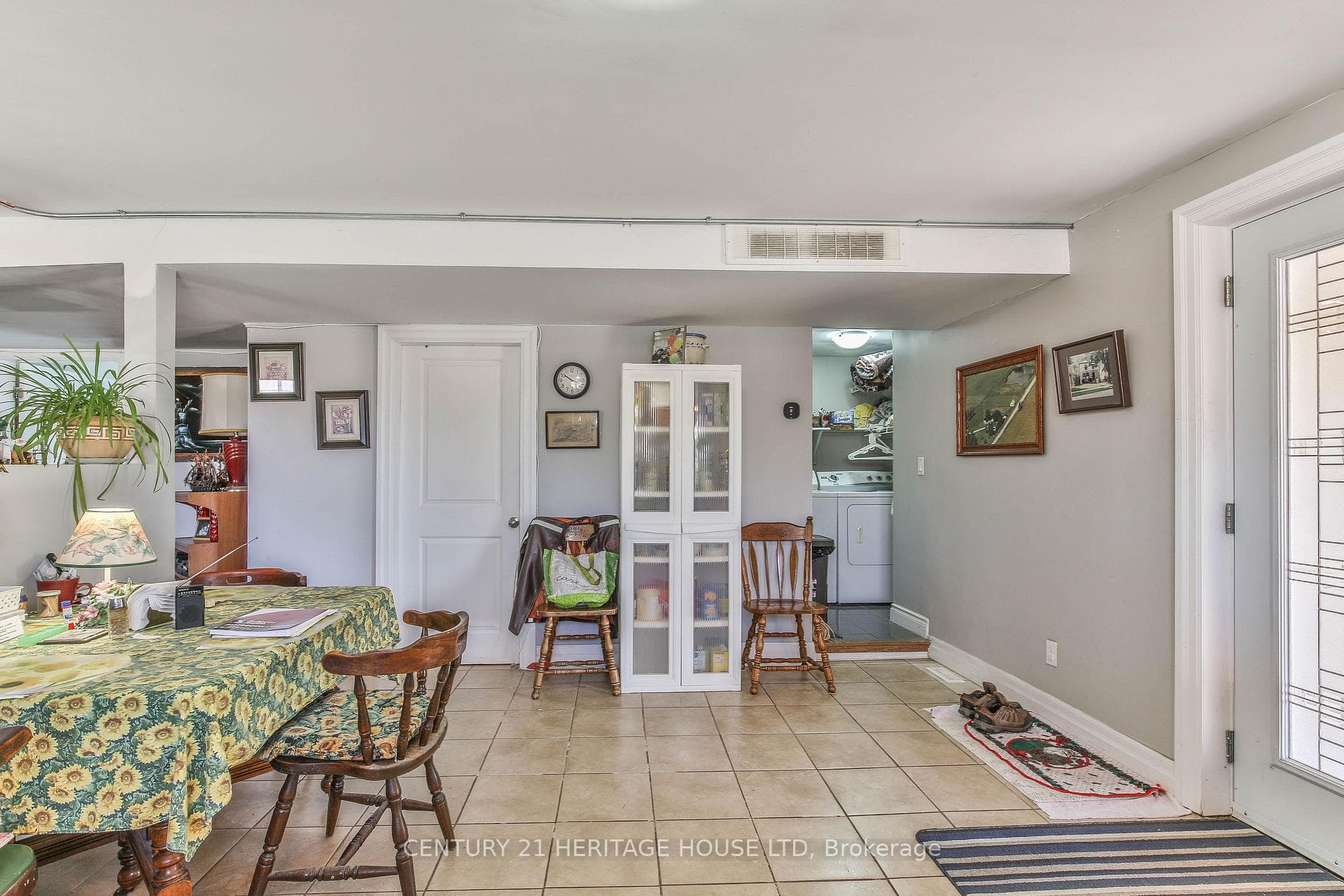 105 George Street photo 6