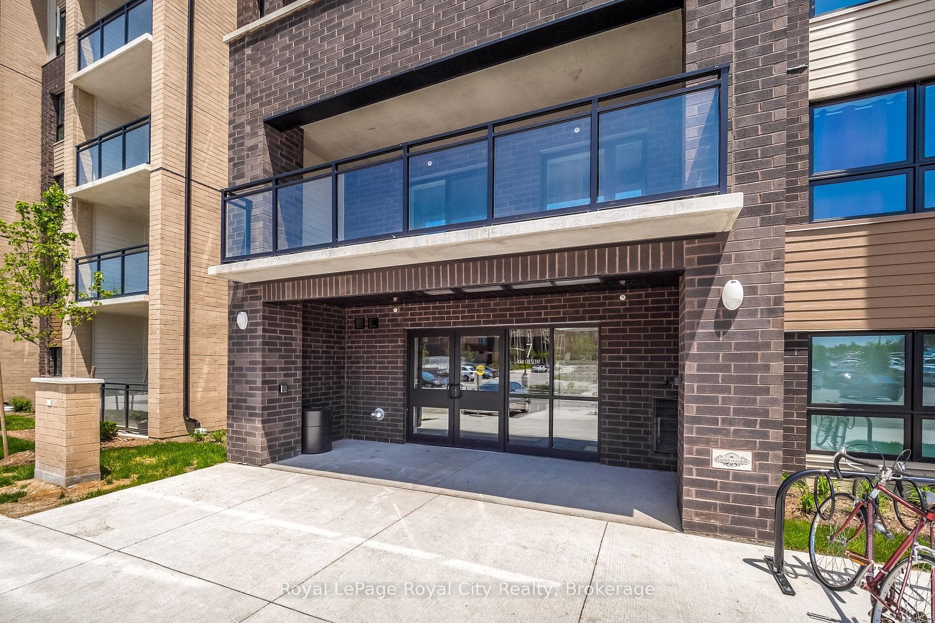 7 Kay Crescent Unit 308 photo 2