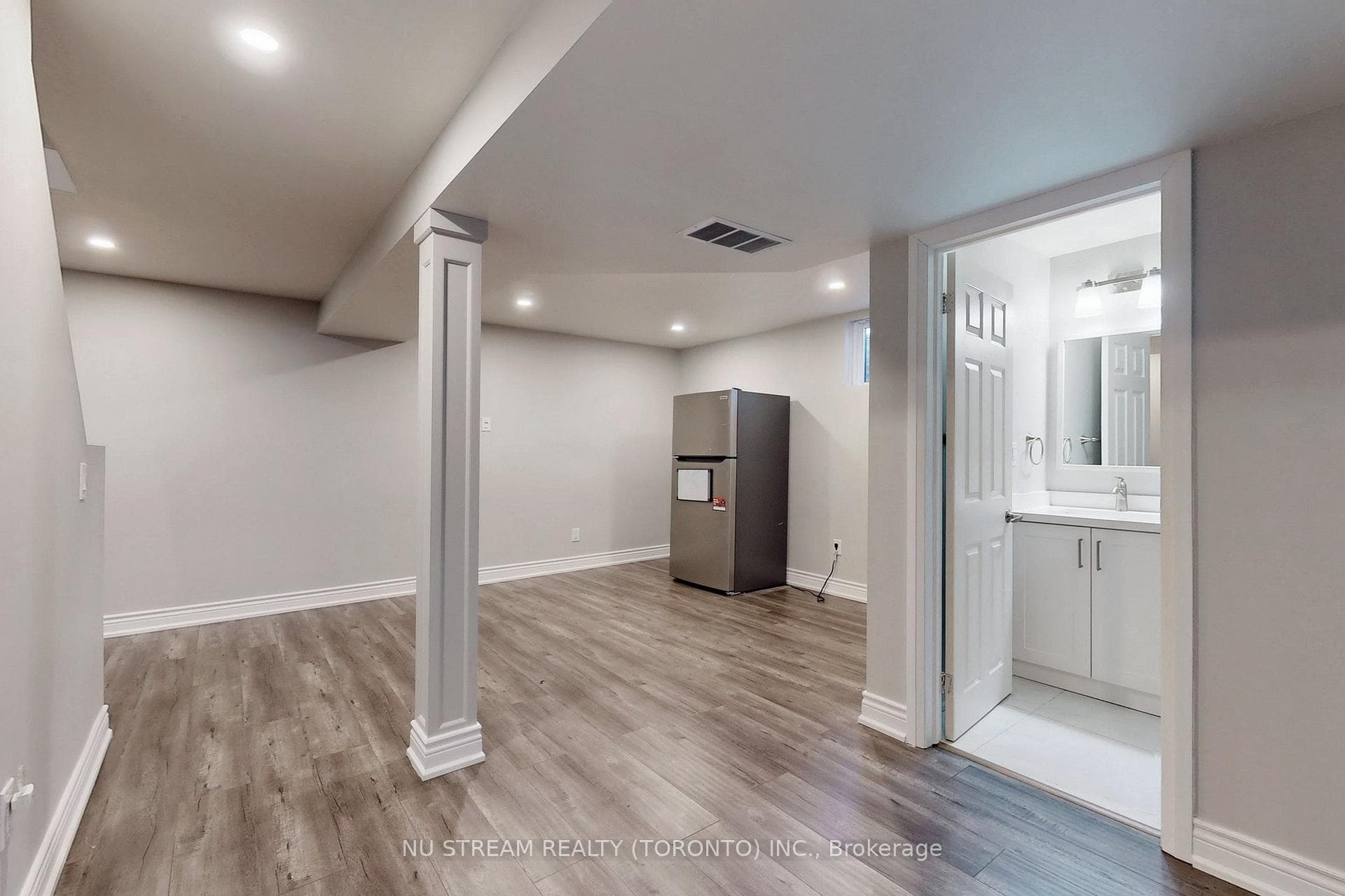 37 Kenmanor Boulevard photo 27