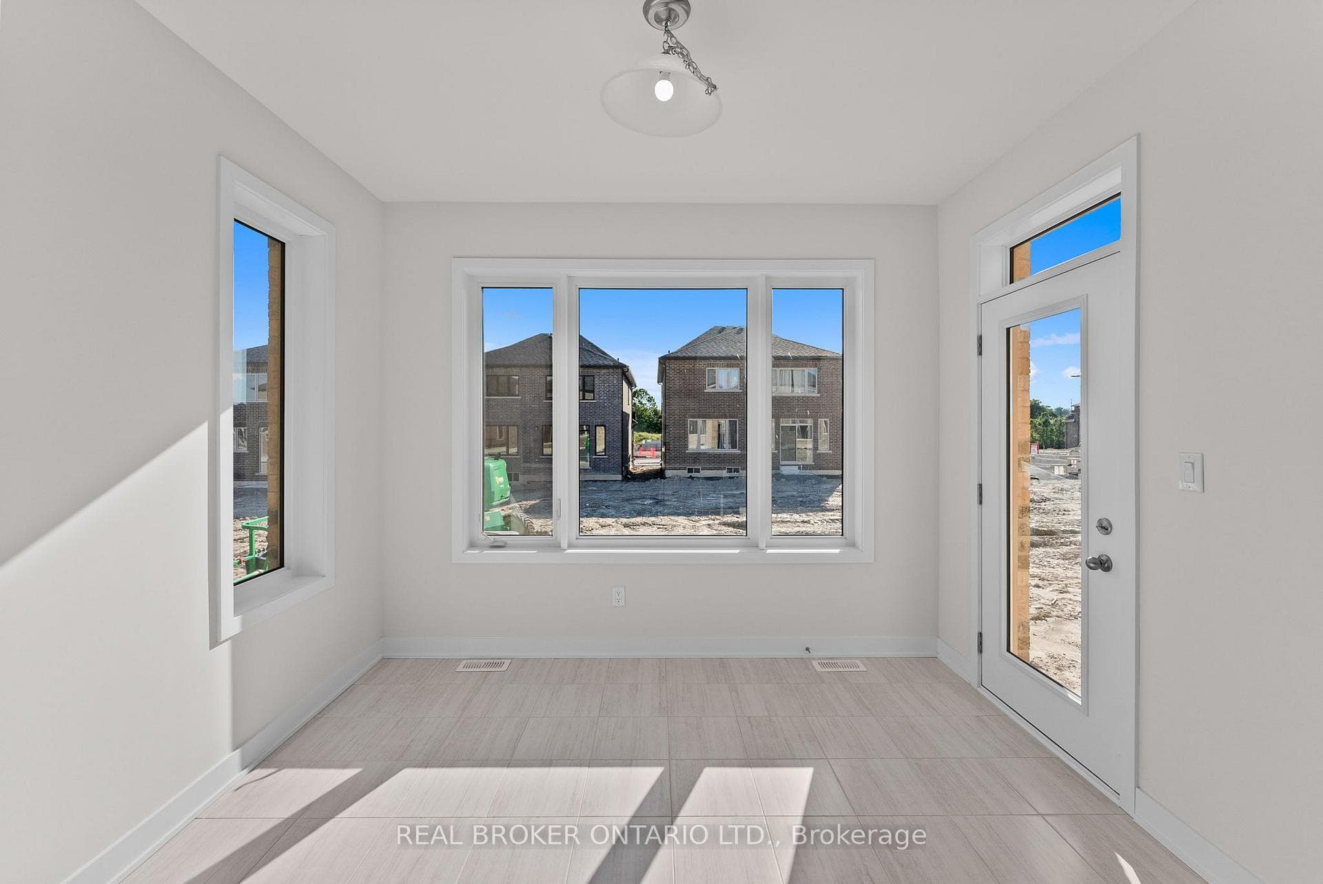 814 Griffin Trail photo 11