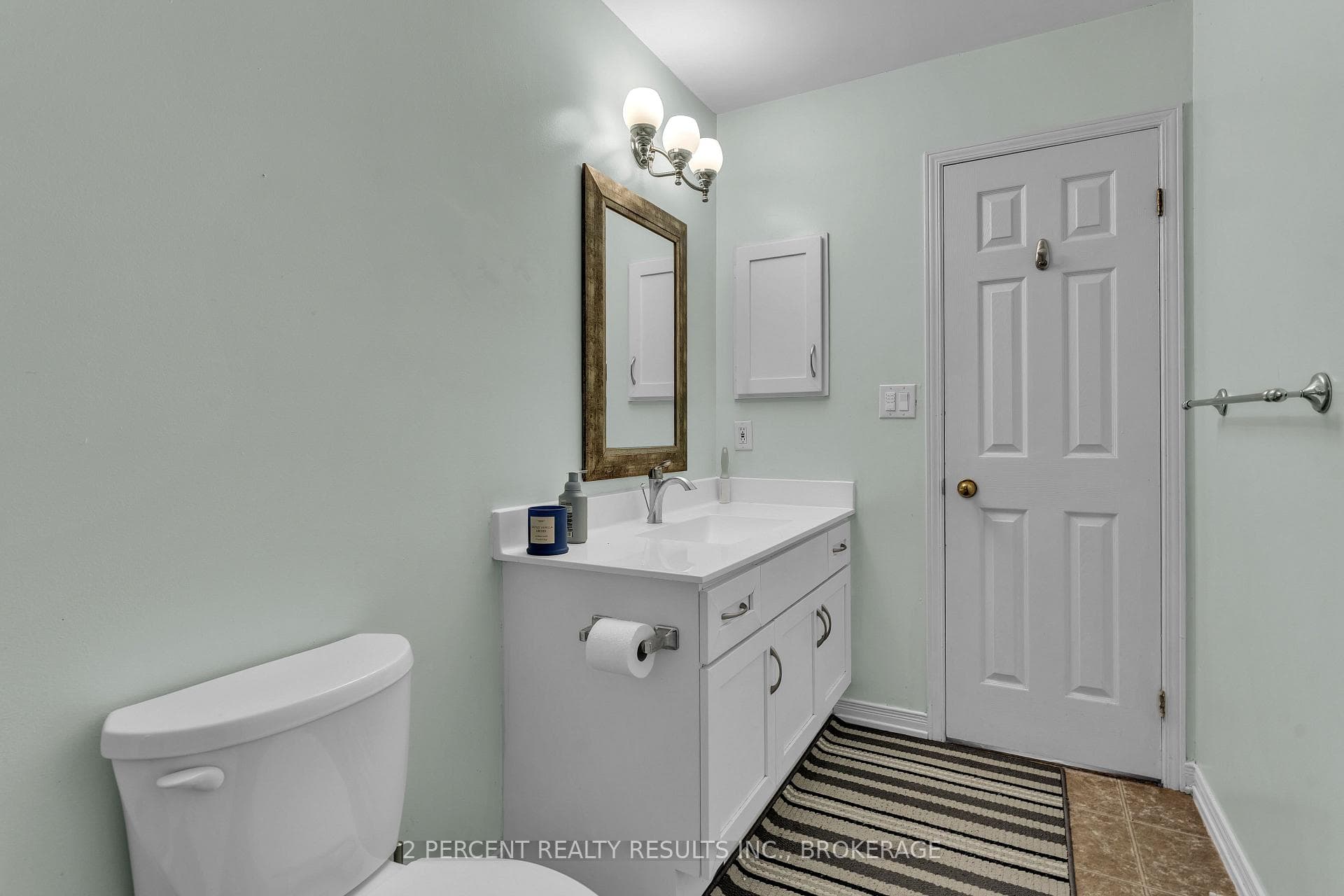 1294 Brackenwood Crescent photo 15