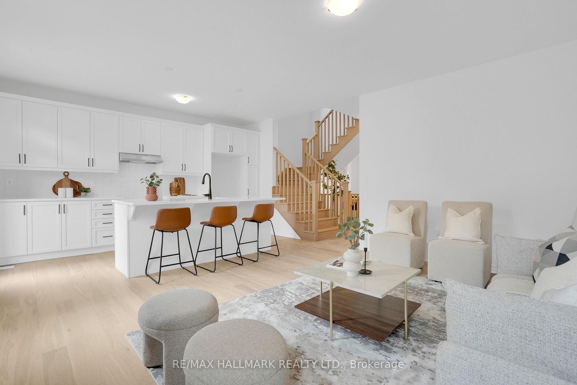 16 Foxley Heights photo 13