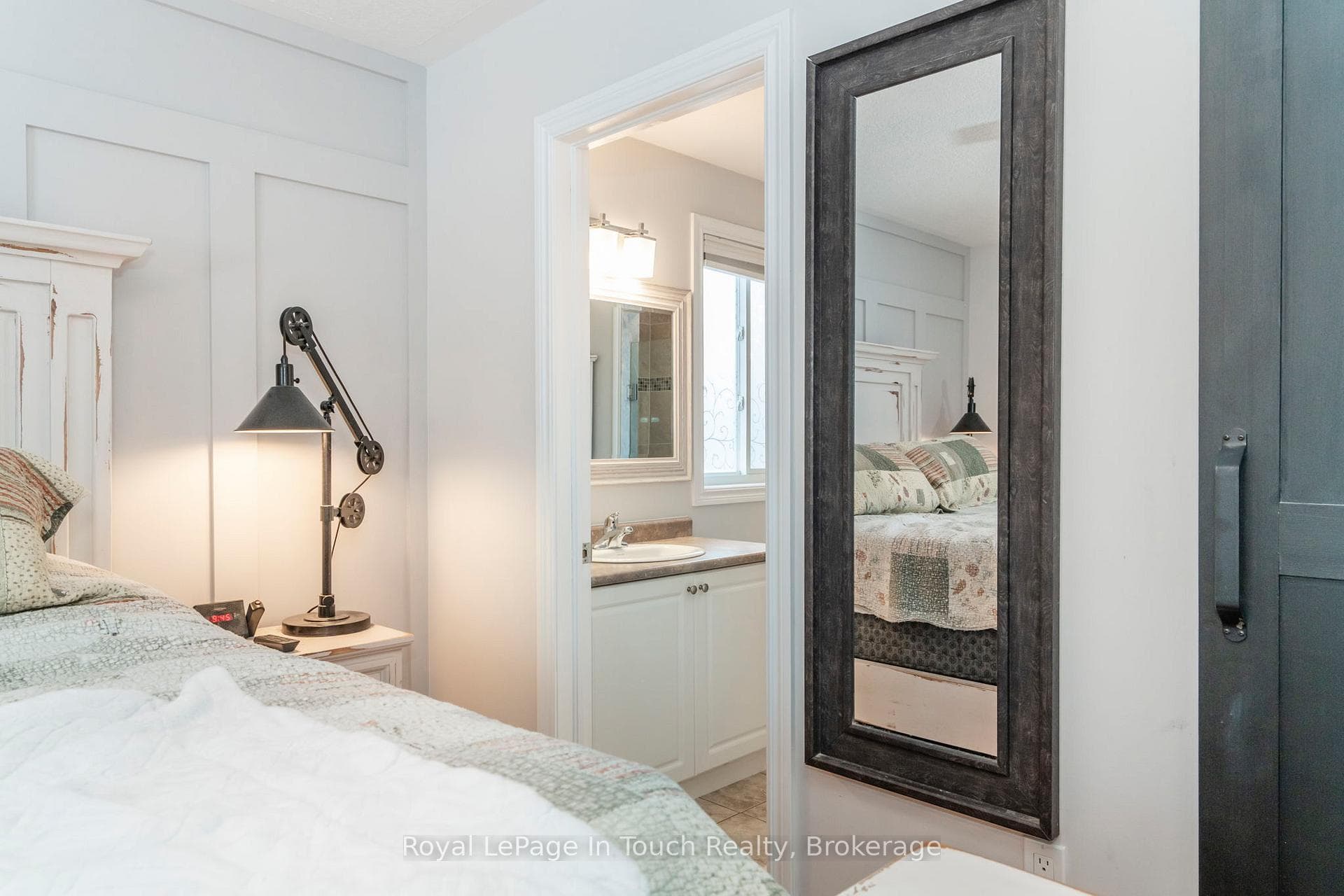 13 Hunter Avenue photo 16