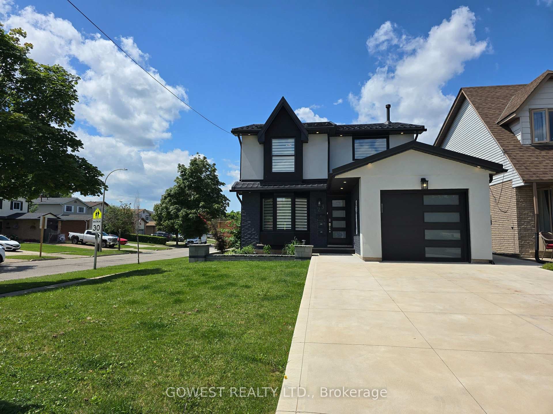 123 Dewitt Road photo 3