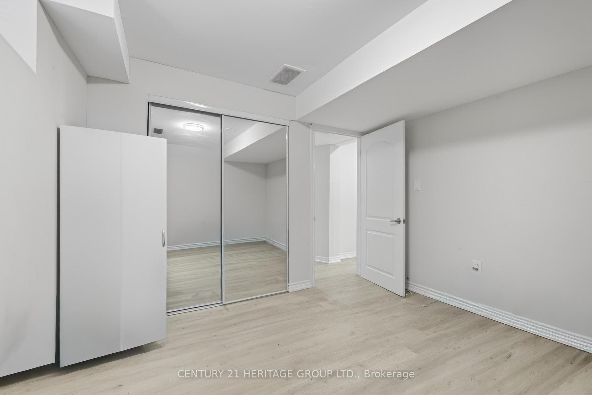 90 Brown Bear Street photo 31