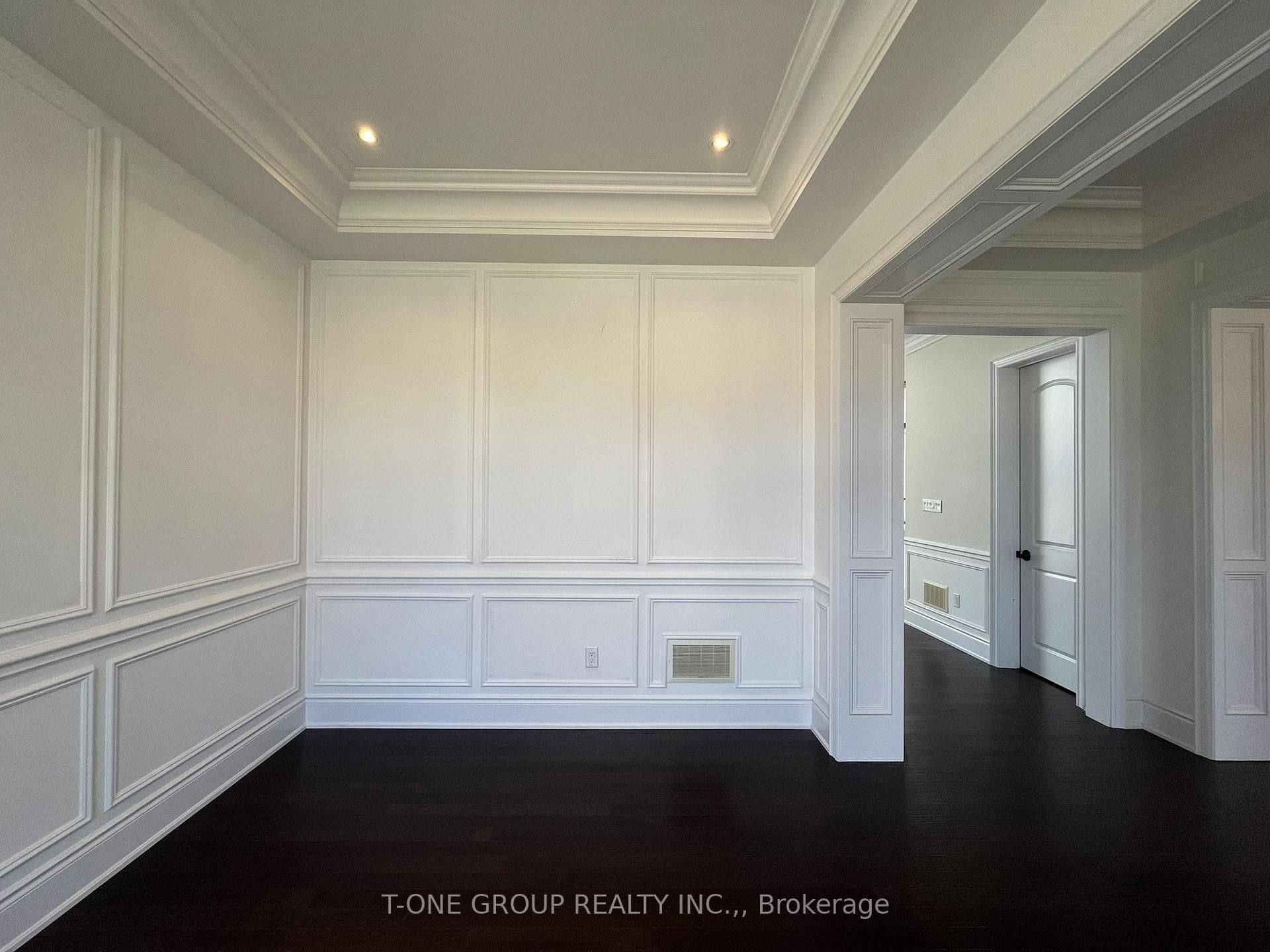 286 Angus Glen Boulevard photo 5