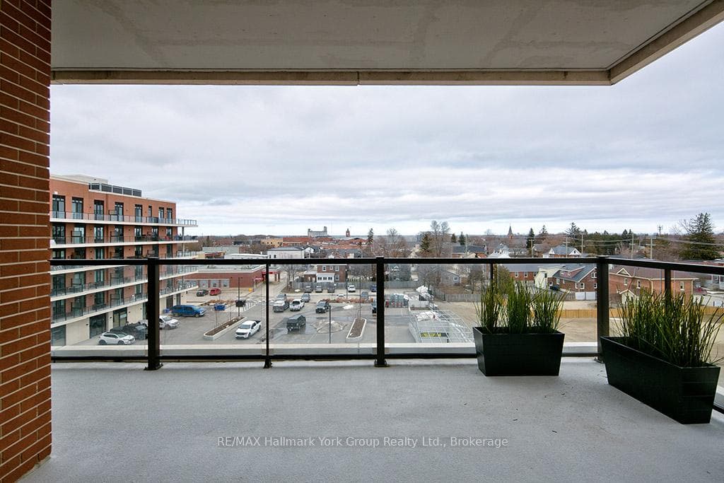 1 Hume Street Unit 505 photo 11
