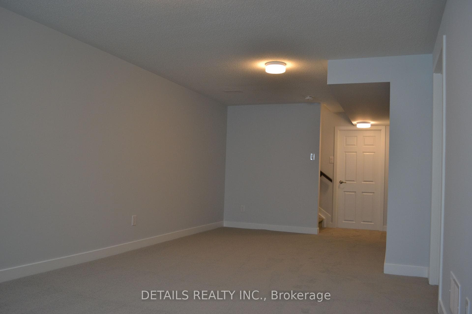 611 Allied Mews photo 29
