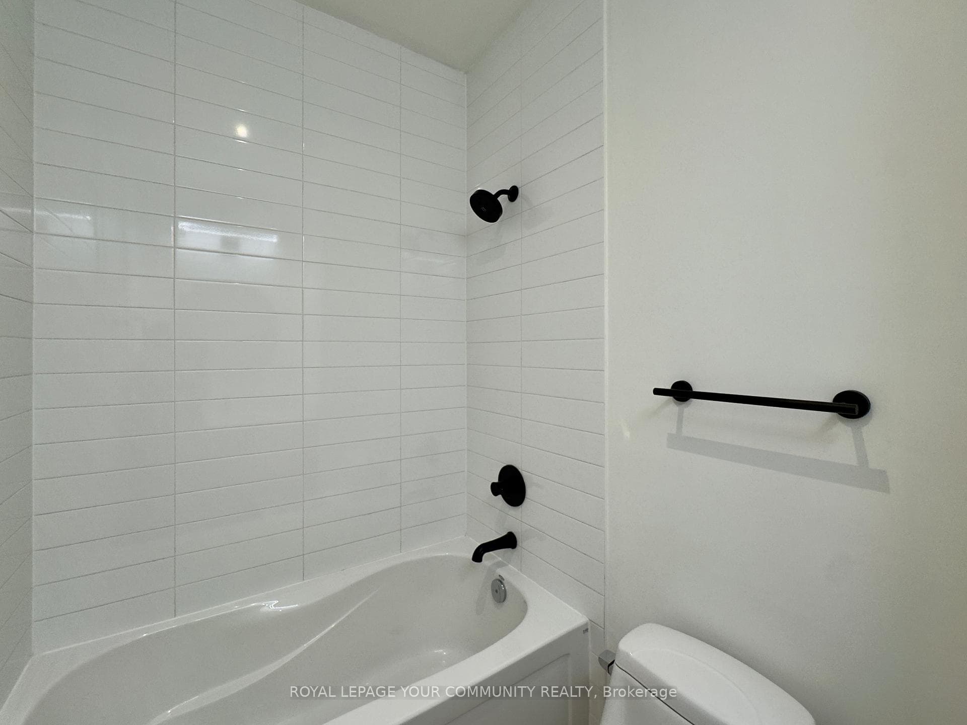 21 Balmuto Street Unit 3202 photo 18