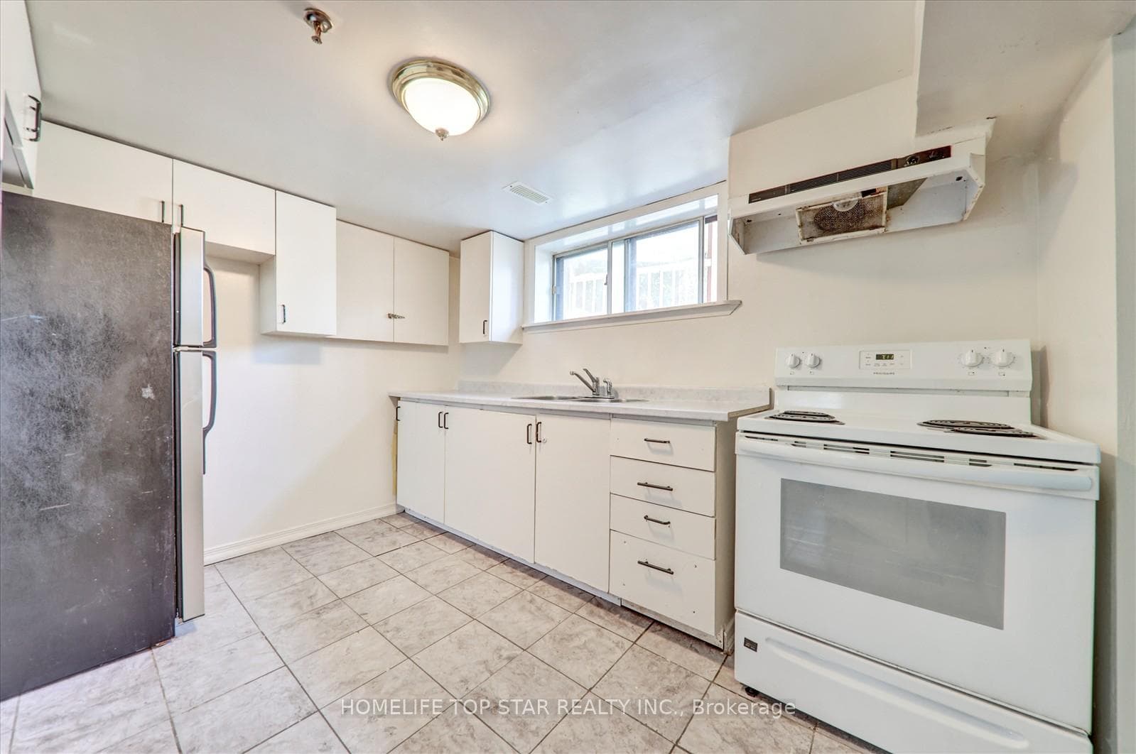 40 Lombardy Crescent photo 26