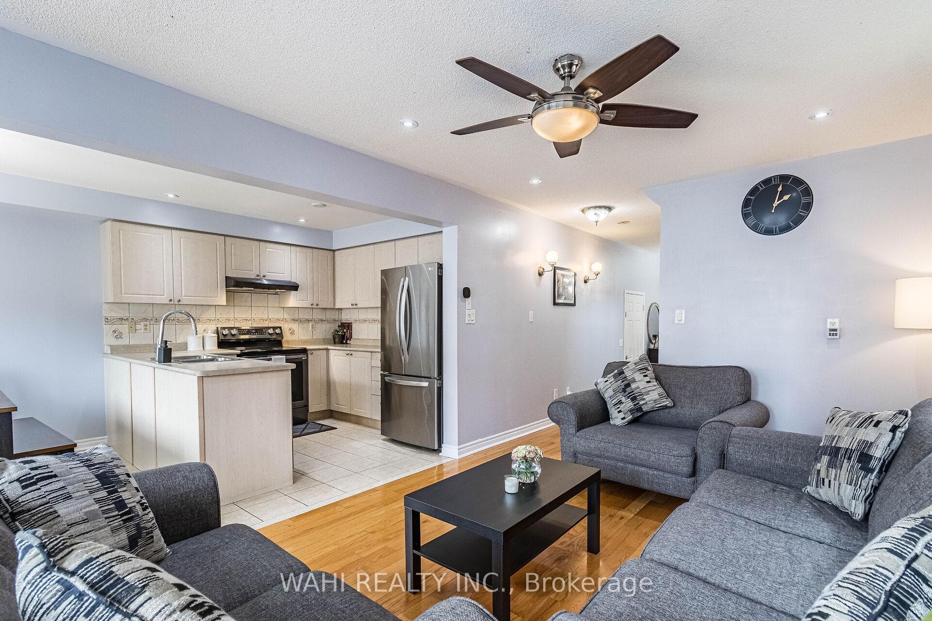 12 Tanglemere Crescent photo 13