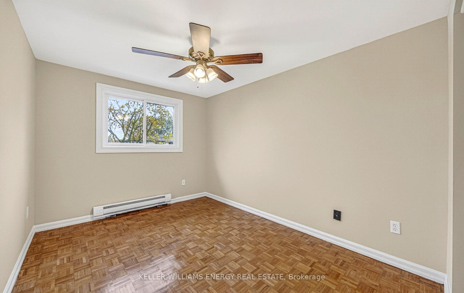 251 Kinmount Crescent photo 23