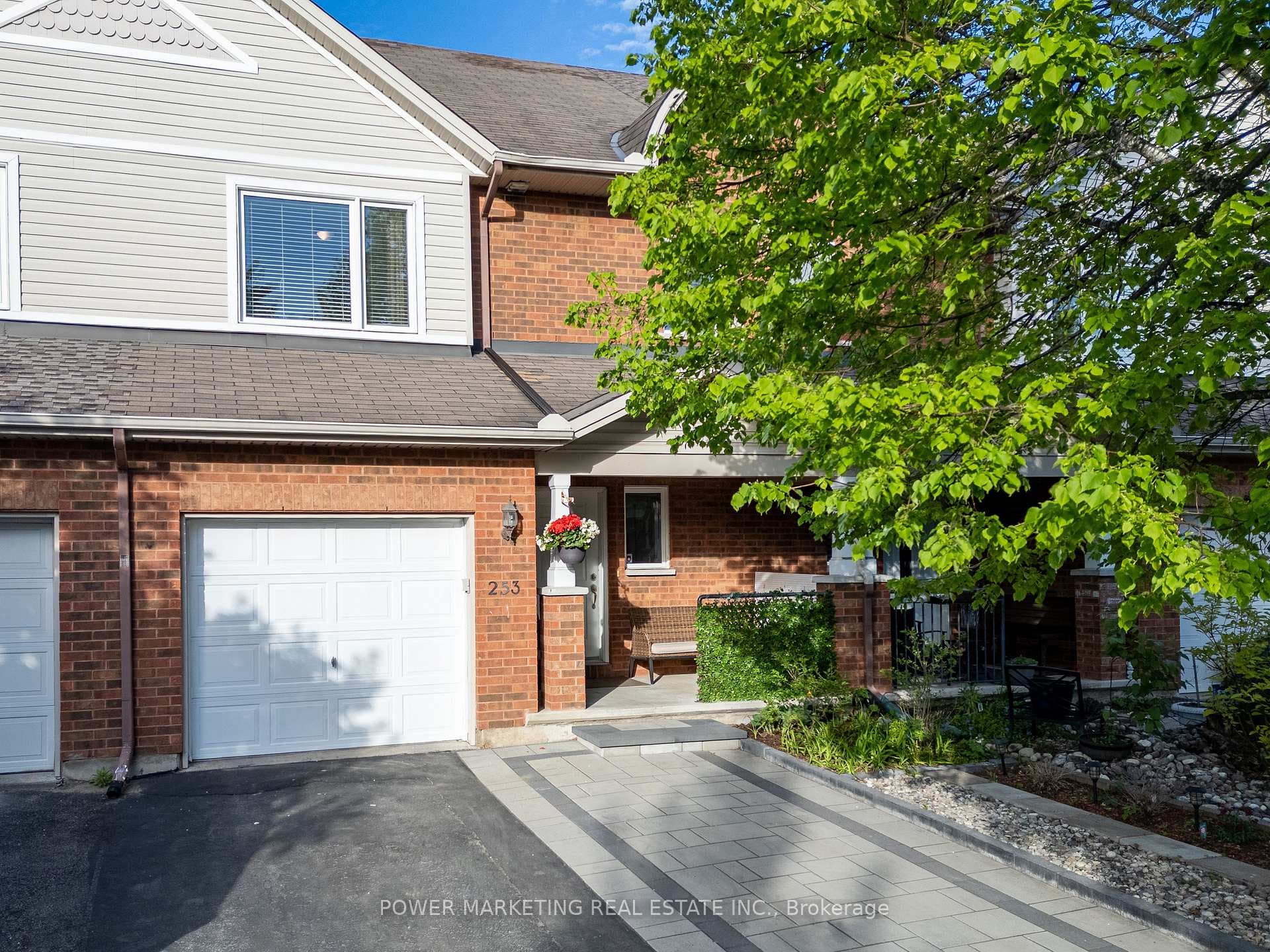 253 Parkin Circle photo 1