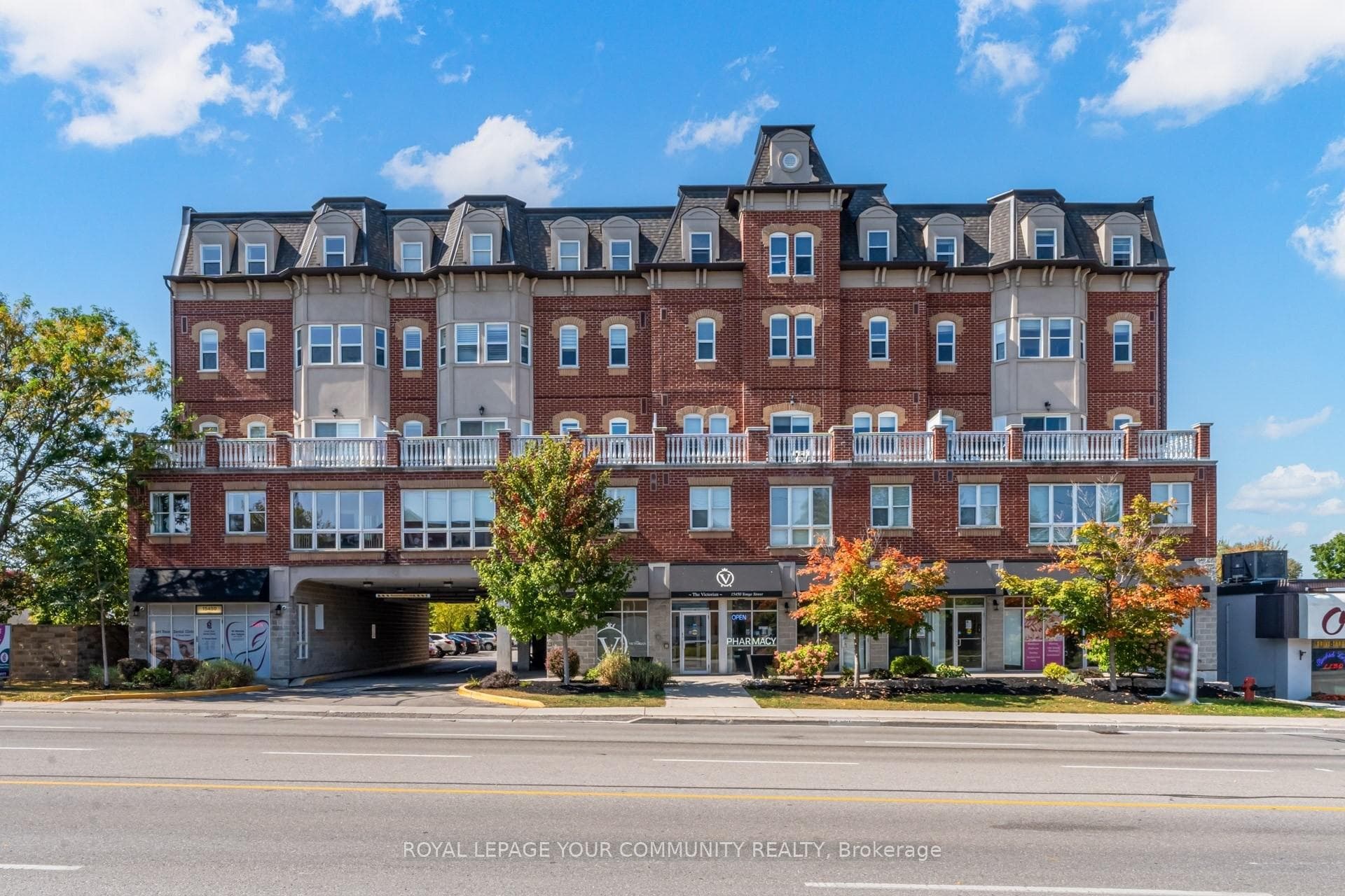 15450 Yonge Street Unit 414 photo 1