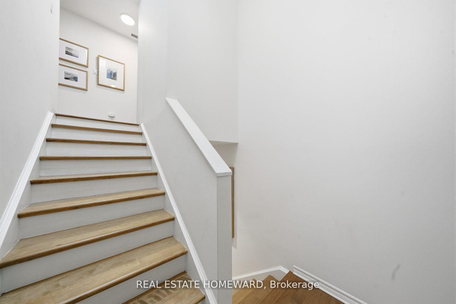 30 Lynn Road photo 16