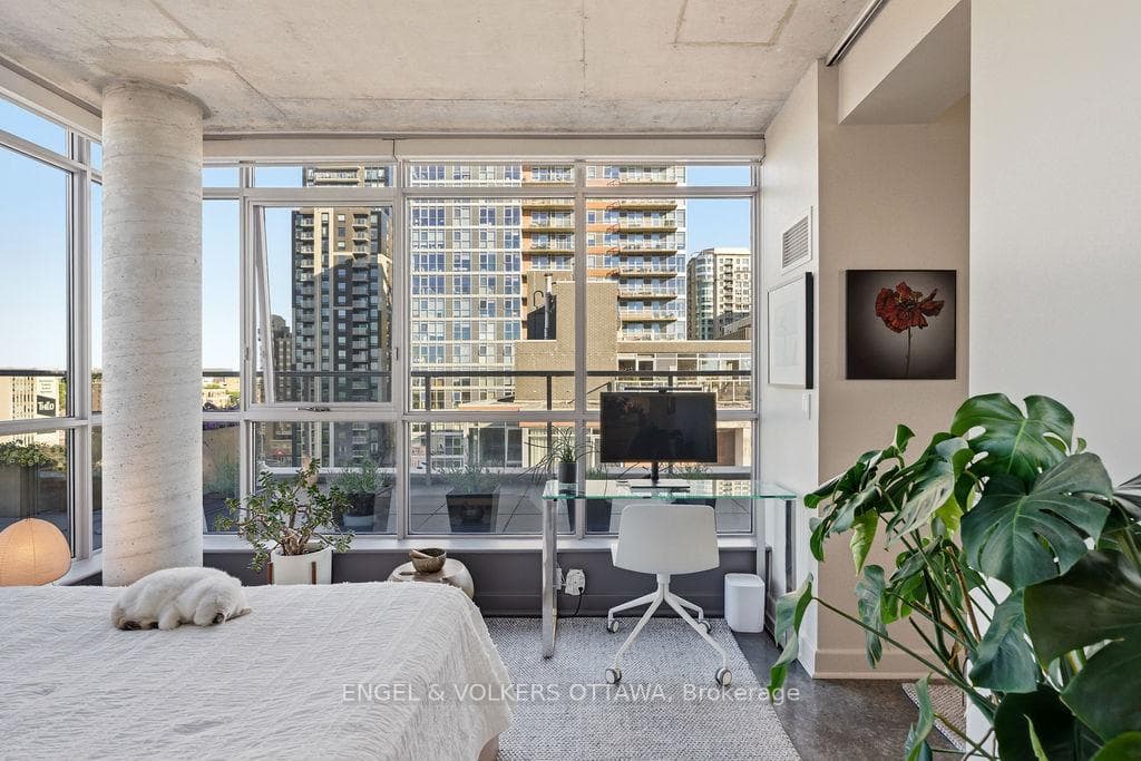 180 York Street Unit 1107 photo 17