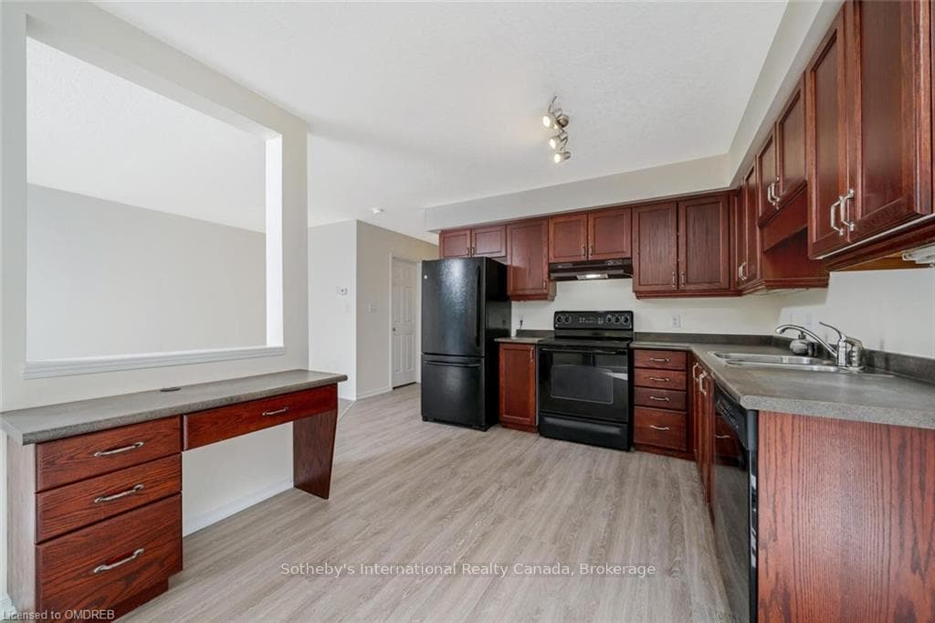 571 WILD IRIS Avenue photo 12
