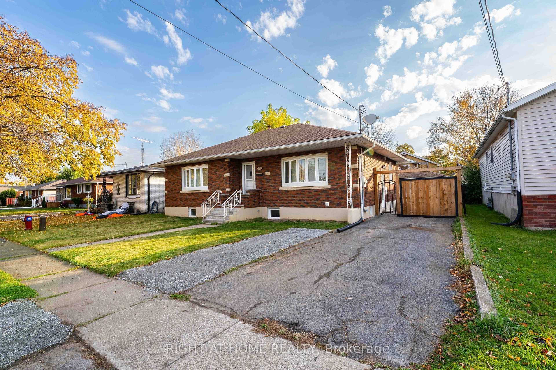 47 Marshall Avenue photo 1