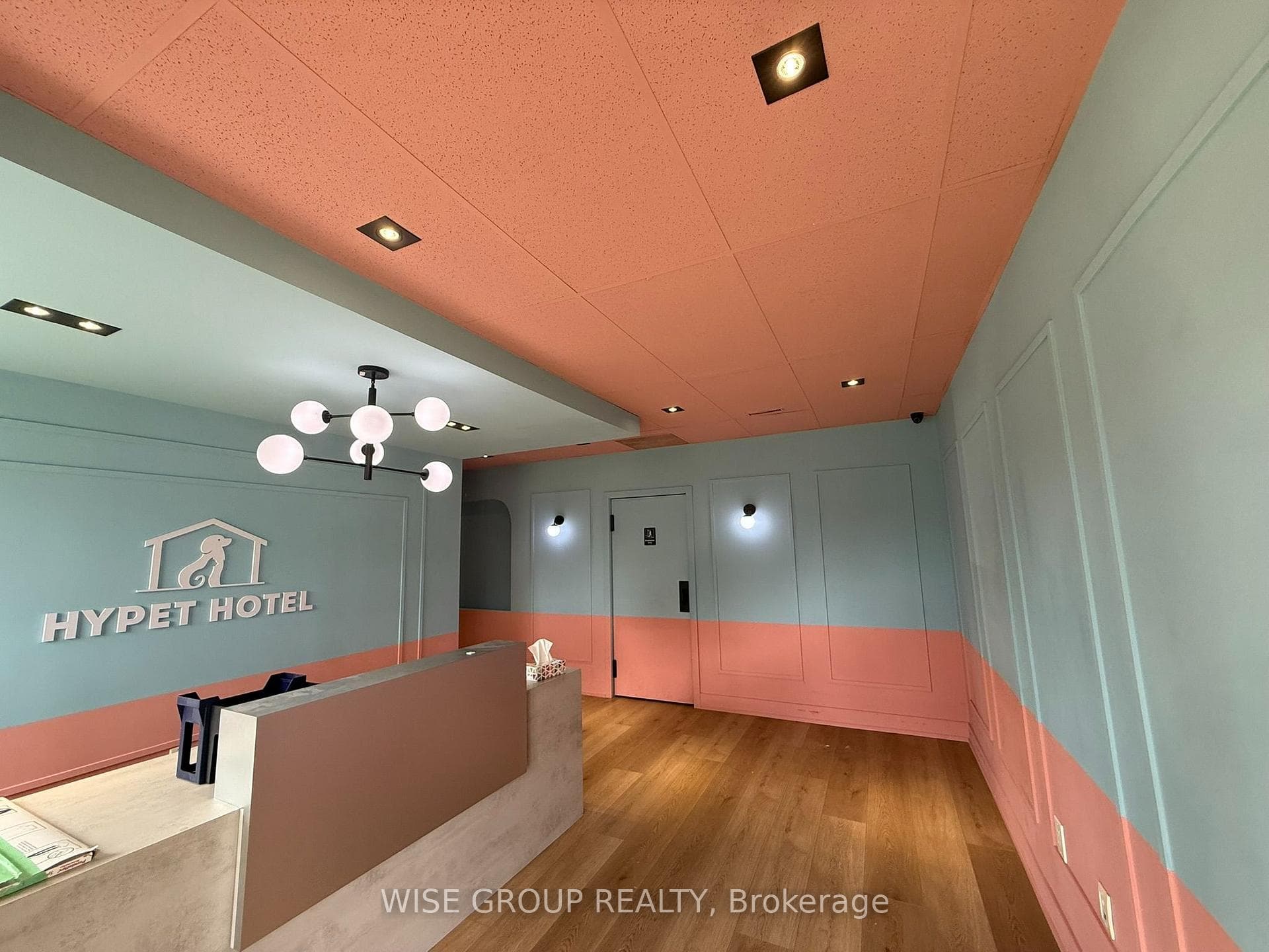 3156 Lenworth Drive photo 4