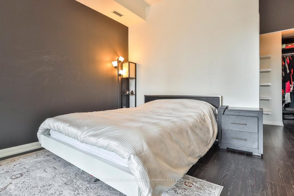 500 Sherbourne Street Unit 215 photo 13