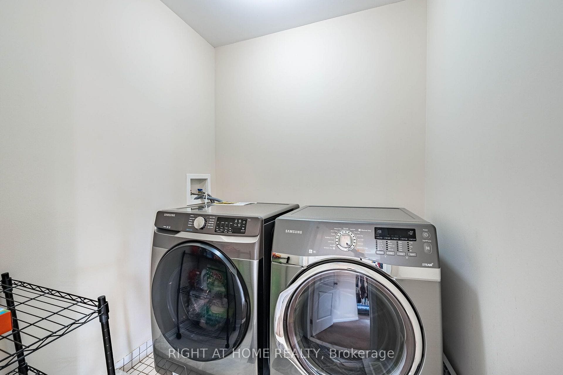 33 Drexel Road photo 47