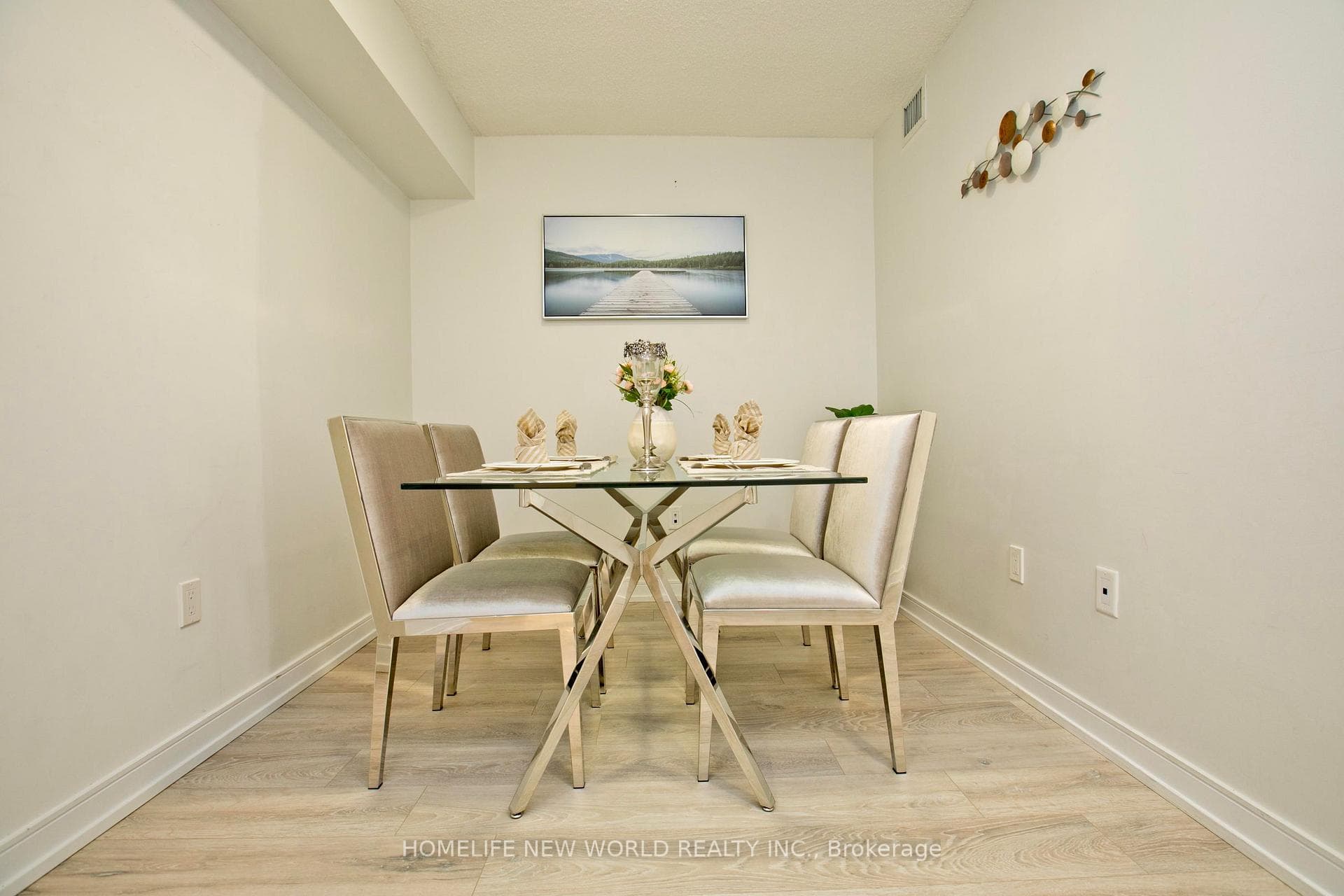 225 Village Green Square Unit 1306 photo 16