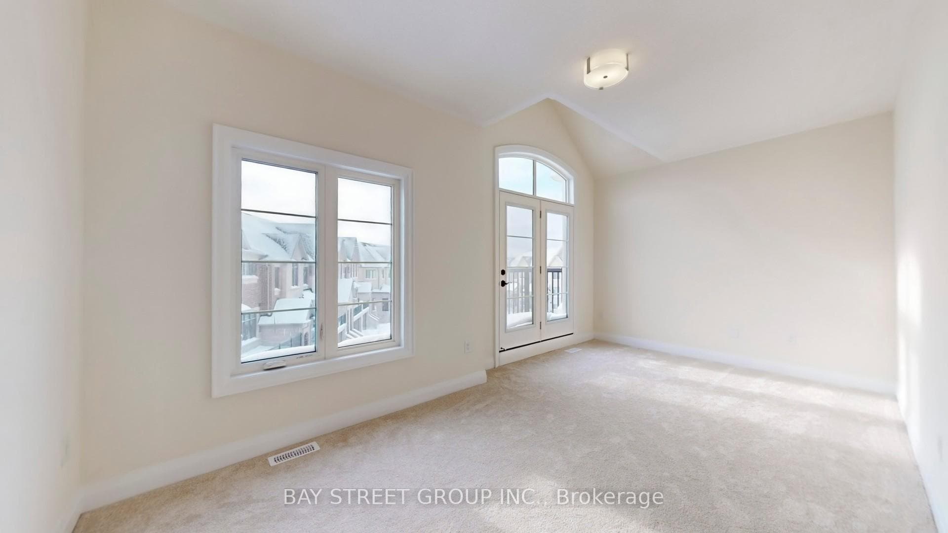 4279 Major Mackenzie Drive photo 23