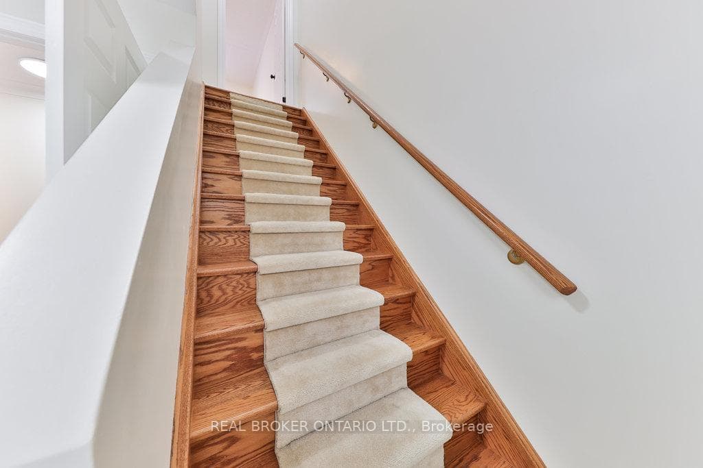 311 Malick Street photo 16