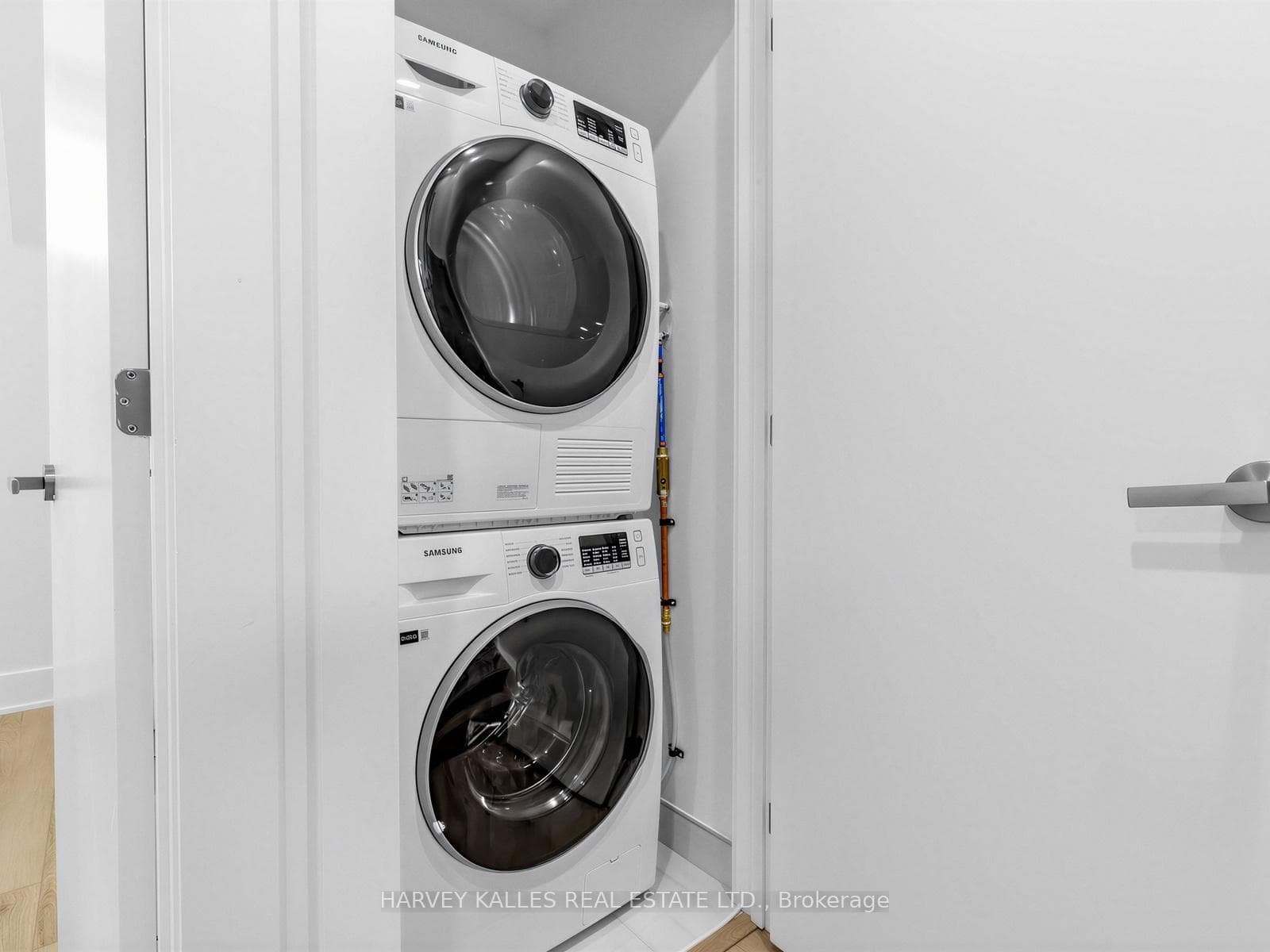 Bellevue - Laundry
