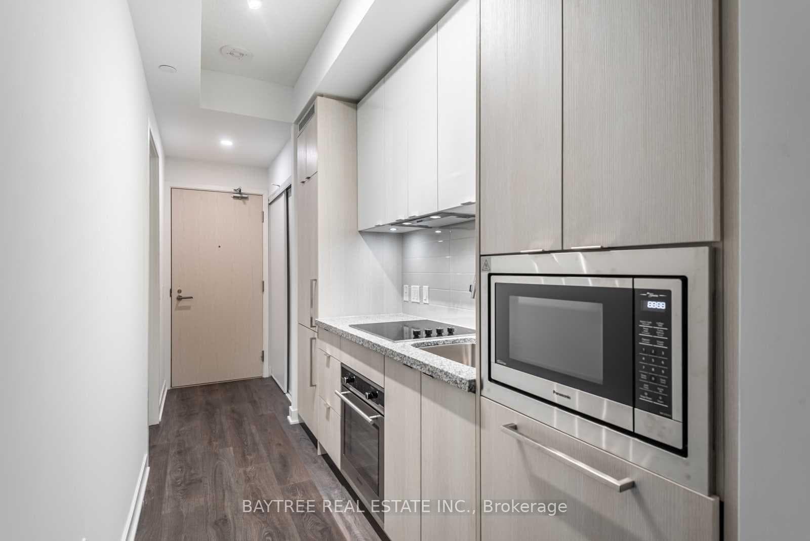 115 Blue Jays Way Unit 801 photo 2