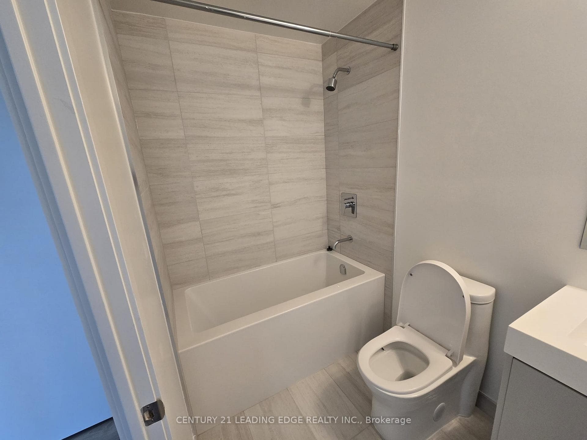 10 ABEJA Street Unit 2219 photo 11