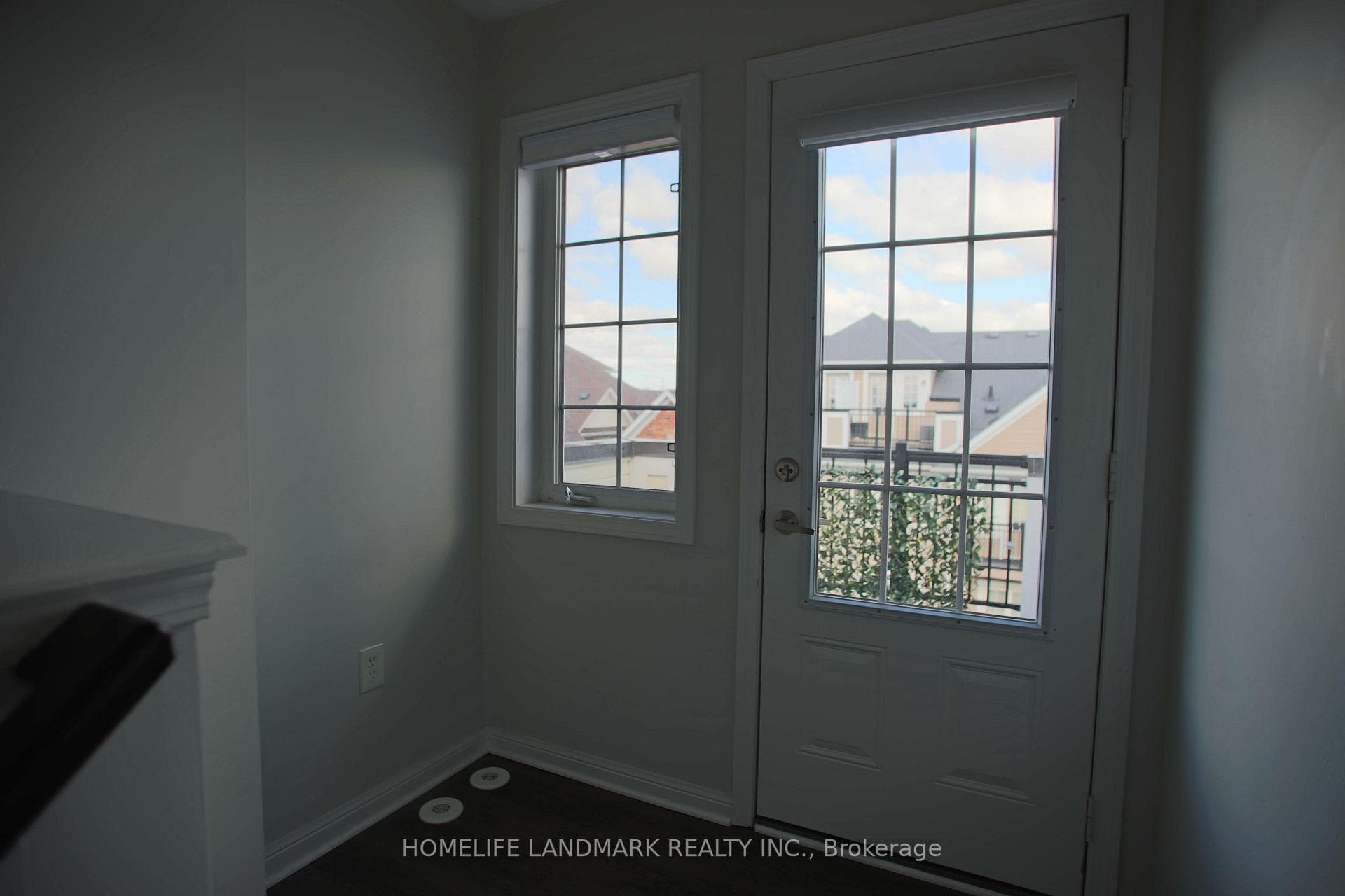 2614 Dashwood Drive Unit 11 photo 27