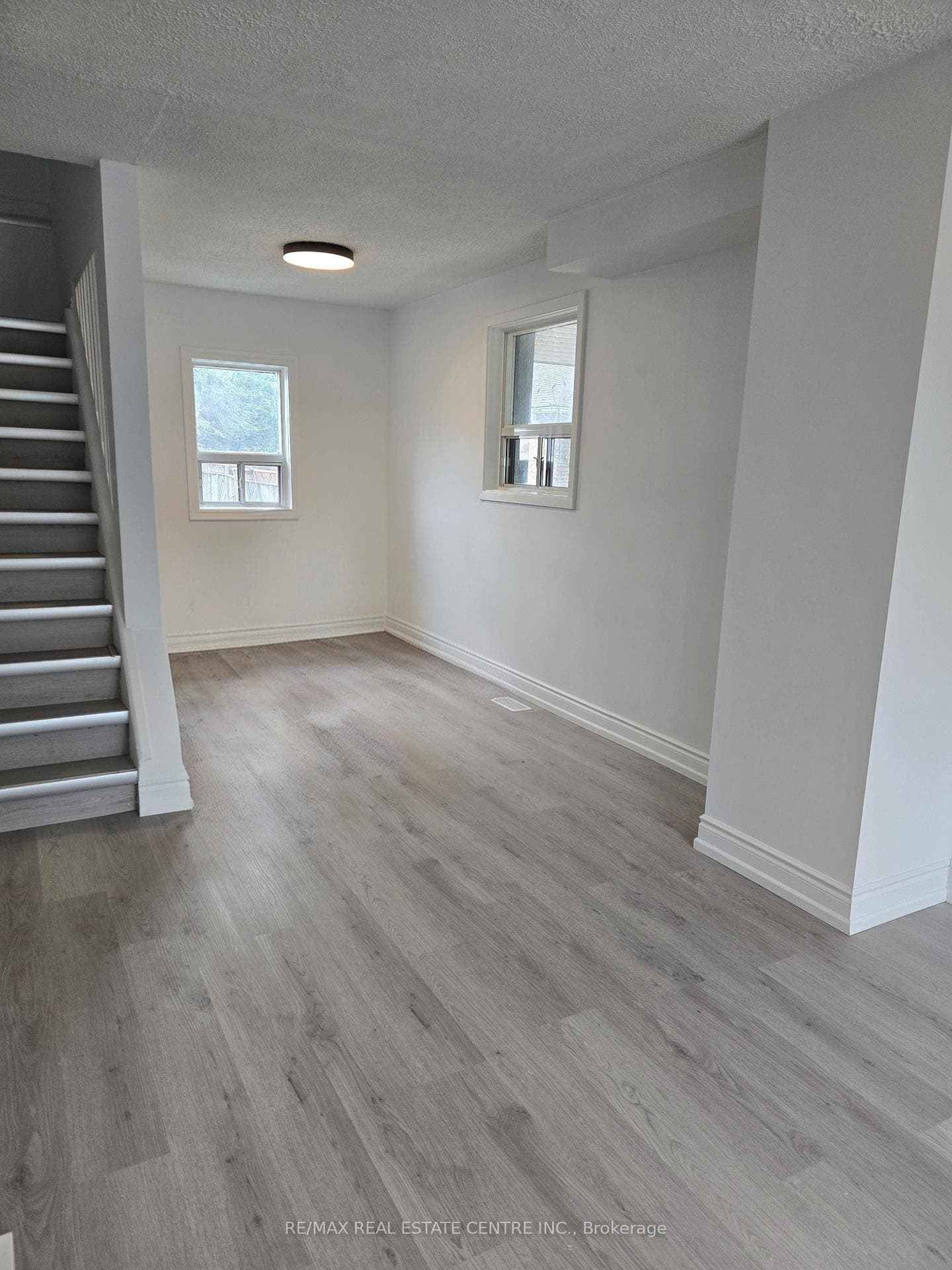 176 Beechgrove Drive photo 5