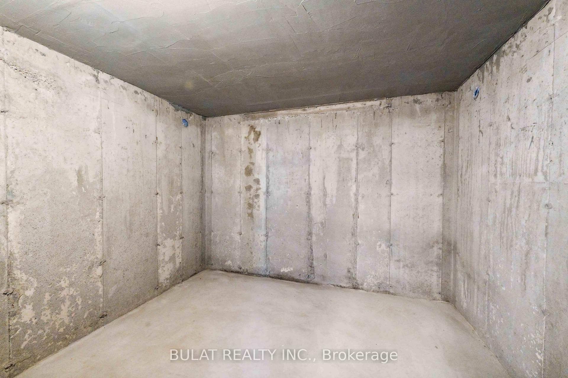 cold storage room