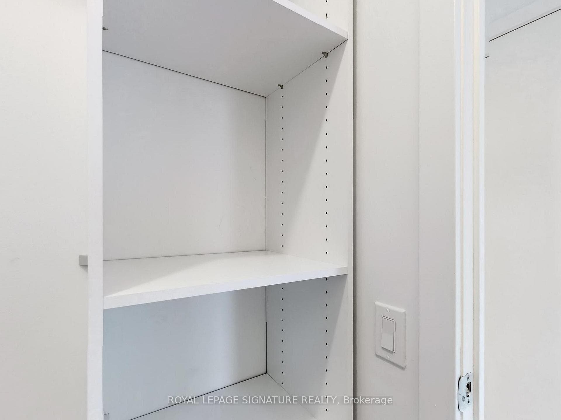 8 Olympic Gdn Drive Unit S608 photo 32
