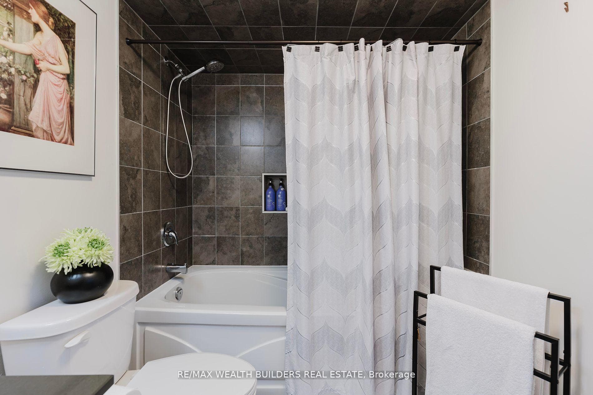 481 Rupert Avenue Unit 2216 photo 13