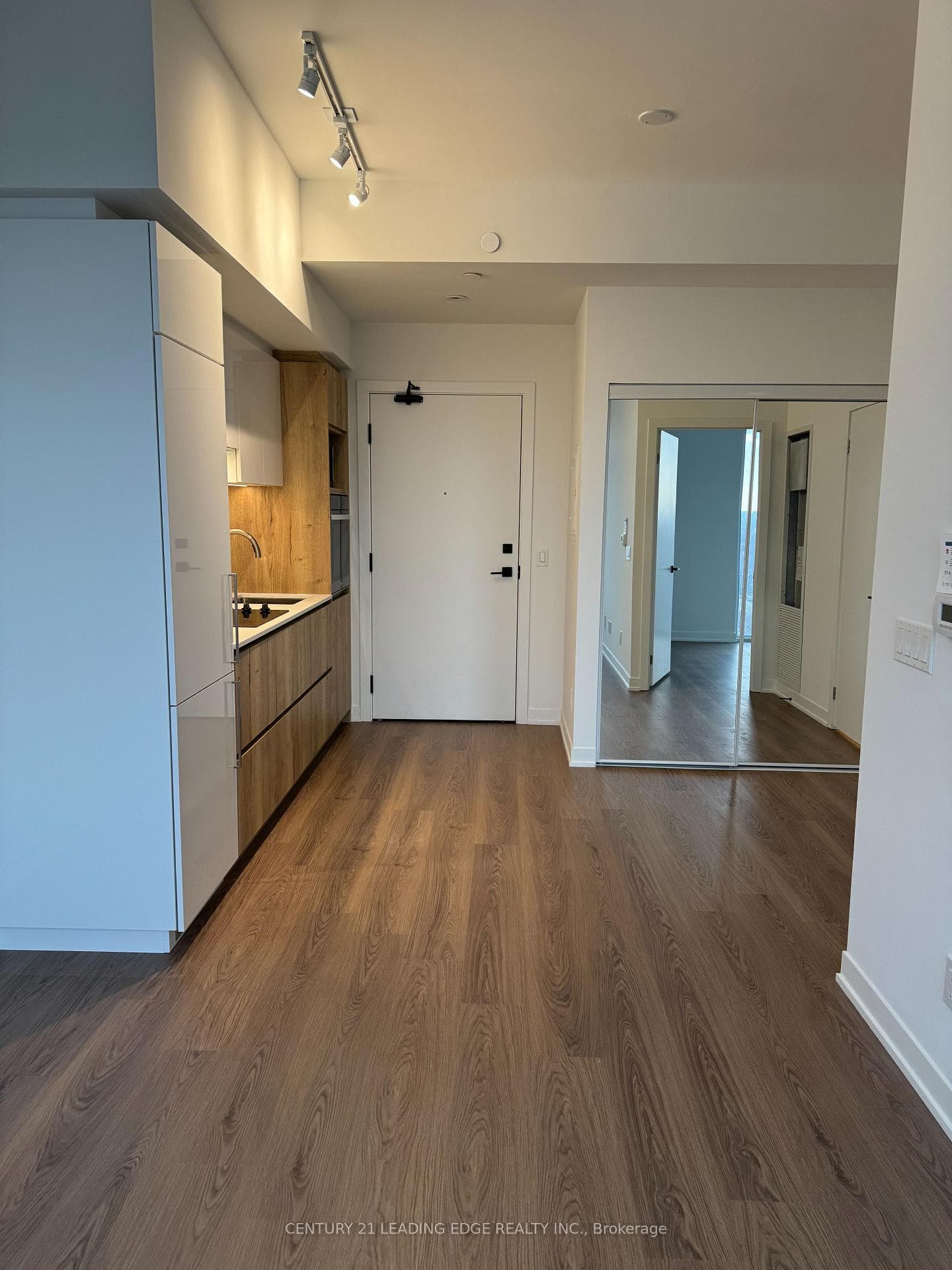 319 Jarvis Street Unit 1511 photo 5