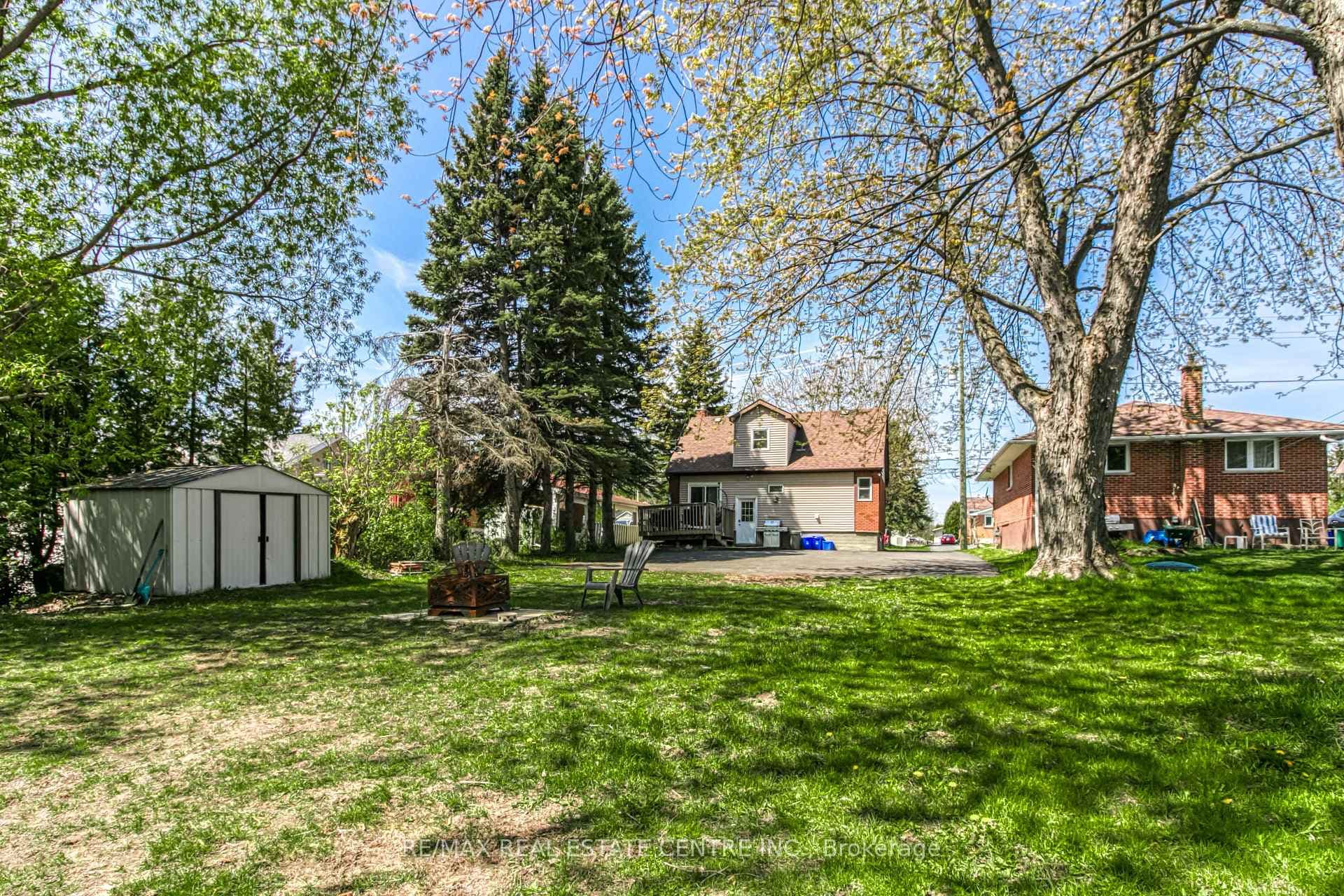1060 Attlee Avenue photo 3