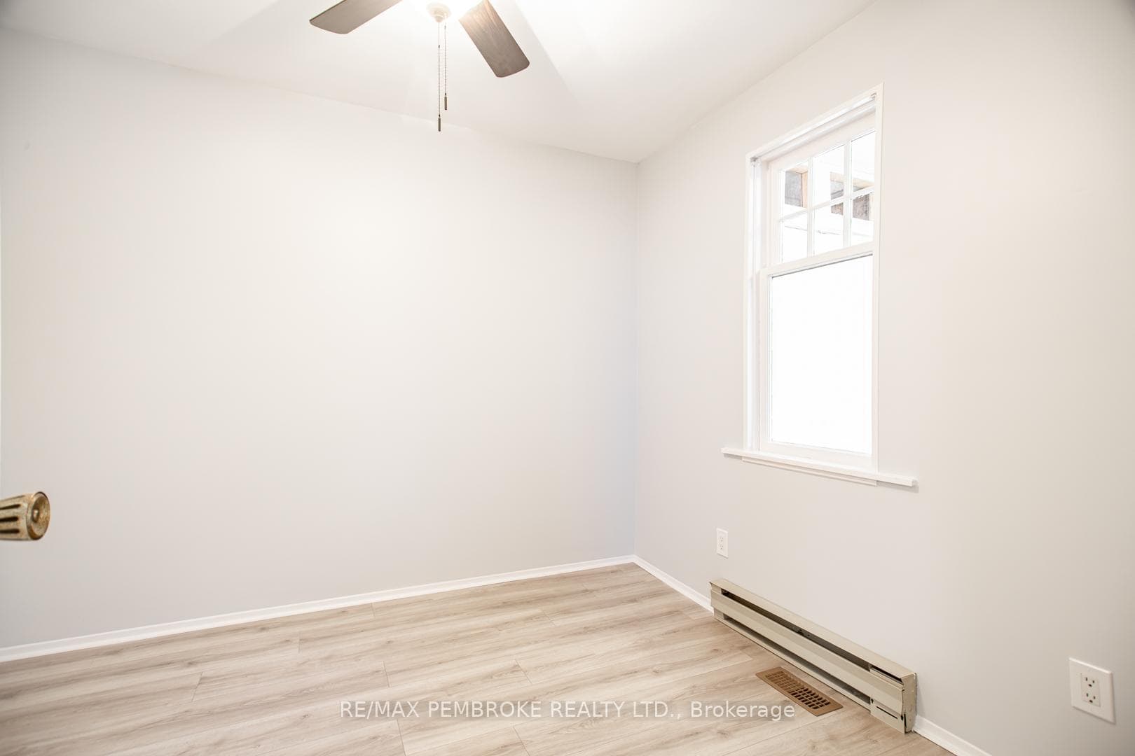 507 Moore Street photo 10
