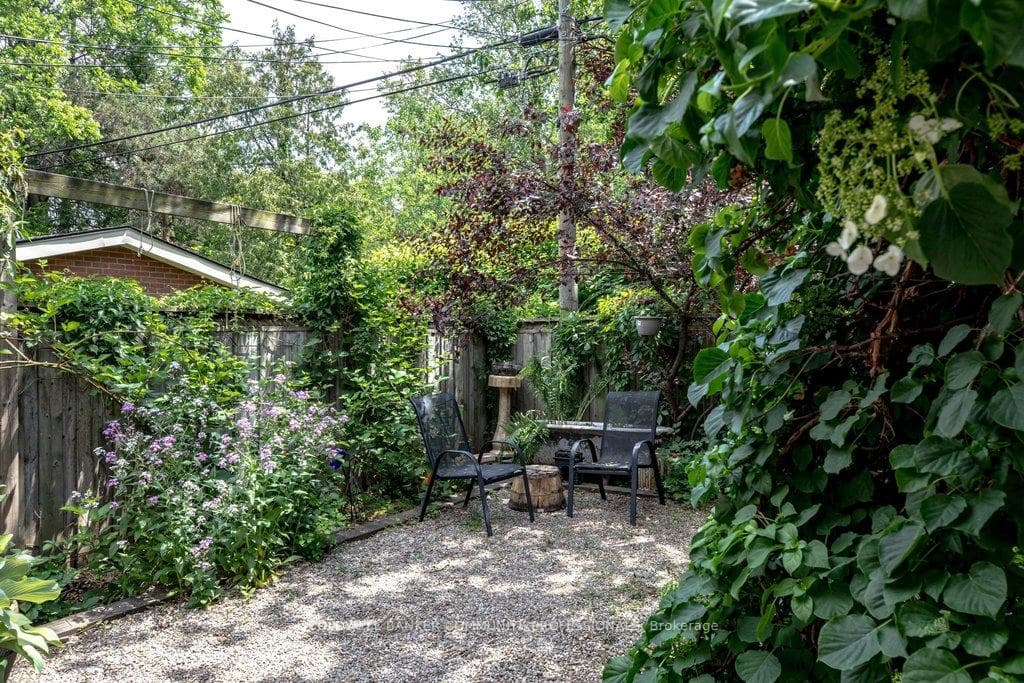 111 Spadina Avenue photo 46