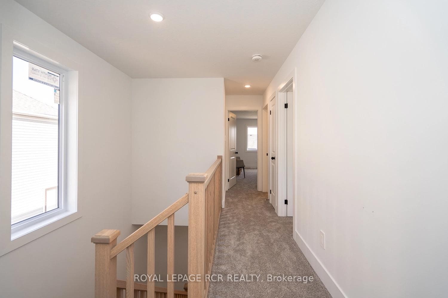 690 Broadway Avenue Unit 8 photo 16