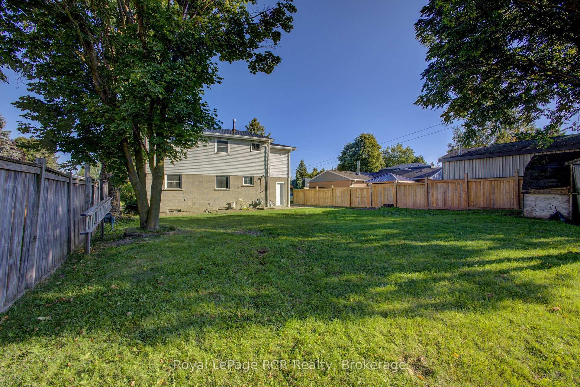 4 Bellefield Crescent photo 29