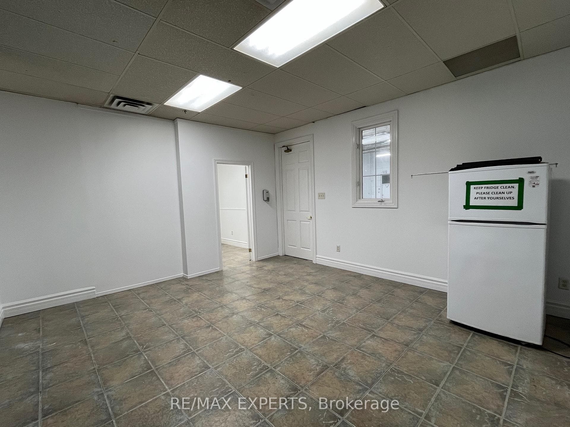 221 Deerhurst Drive Unit 8-9 photo 6