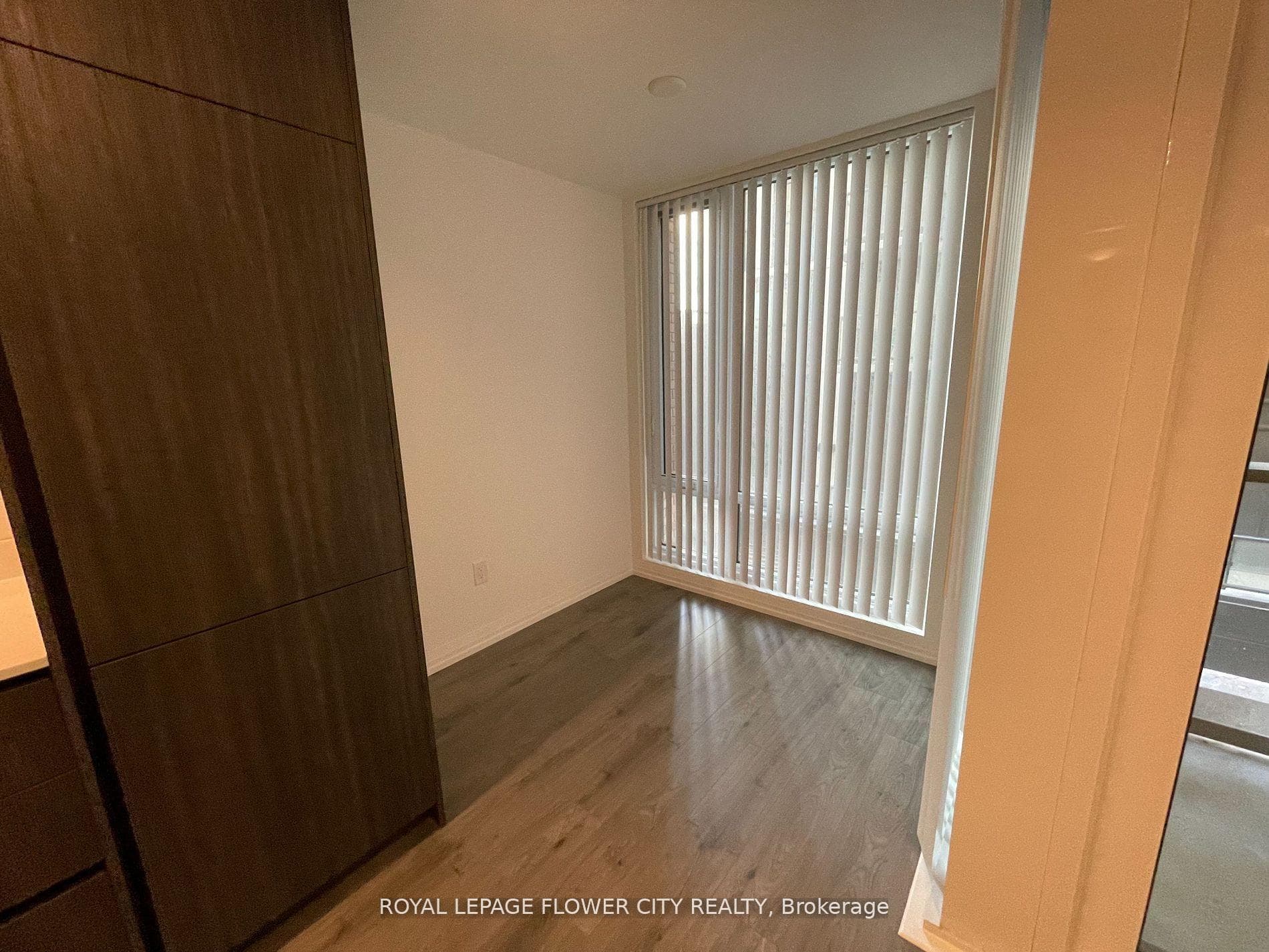 8 Widmer Street Unit 701 photo 11