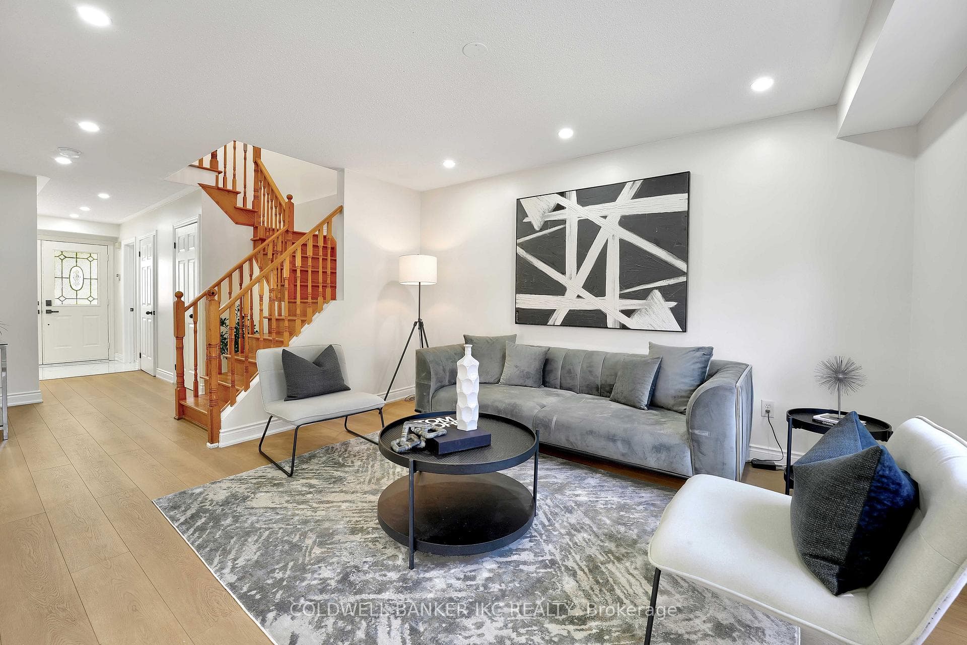 4 Deforest Drive photo 23