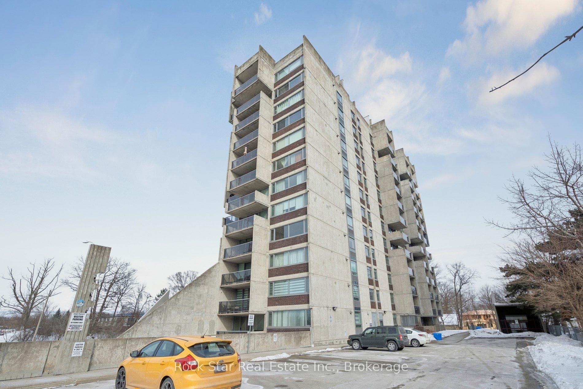20 Speers Road Unit 103 photo 27