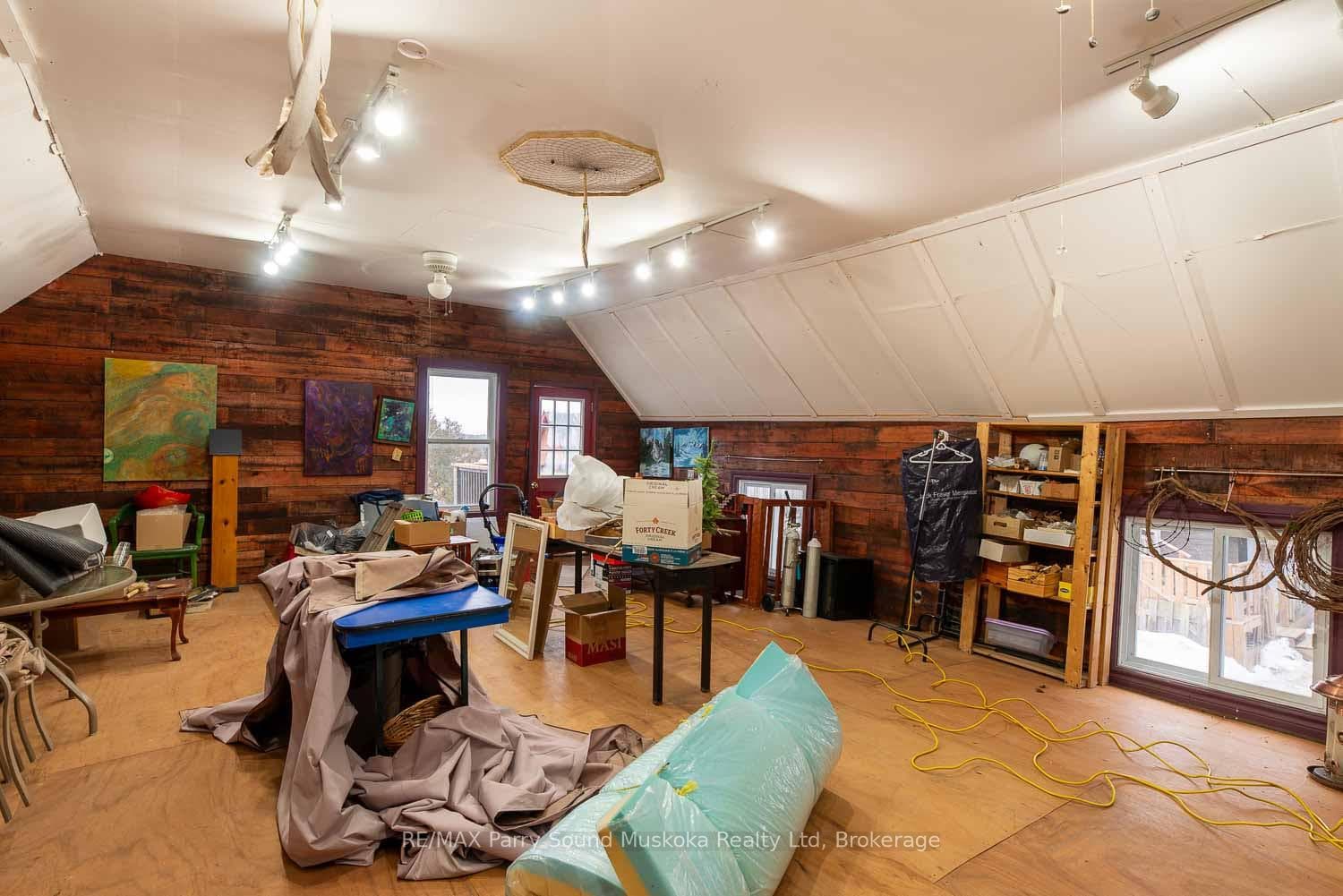 156 Ontario Street photo 23